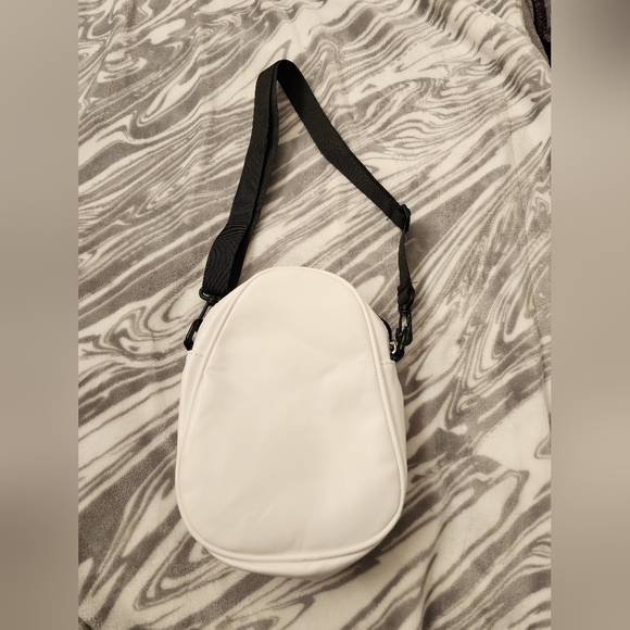 Small White Ghost Crossbody Bag - Picture 2 of 5